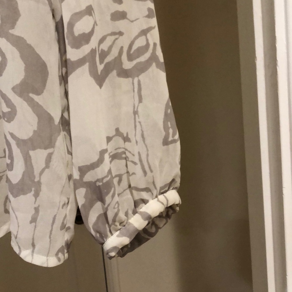 Cabi Pleated Peasant Blouse Size S - image 4